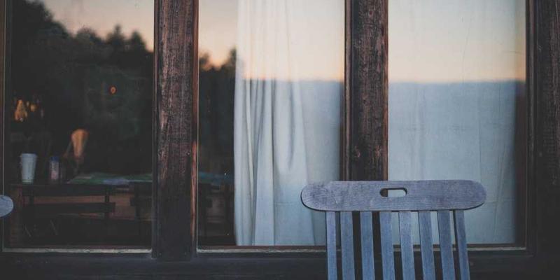 广州福中国全渠道营销整合：清洁用品、厨房用具与日用百货如何通过线上内容与线下门店协同提升品牌力