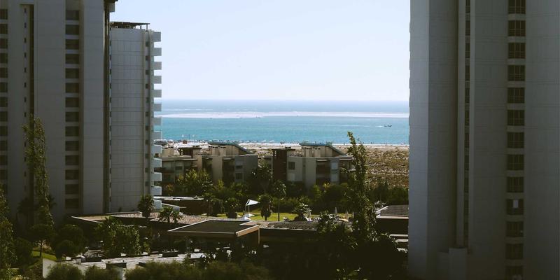 银发经济新蓝海：广州福中国如何以厨房用具、生活用品与清洁用品撬动适老化家居市场